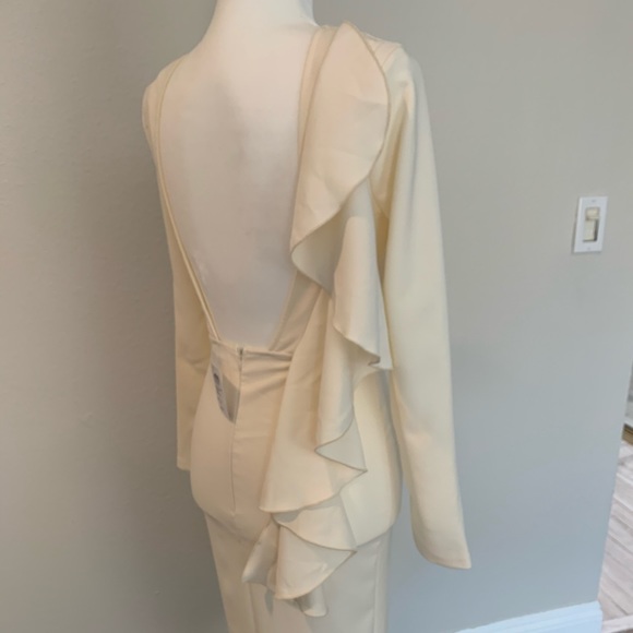 Windsor Ivory Open Back Dress - Picture 3 of 6
